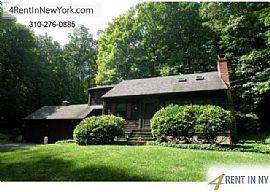 House For Rent in Danbury For 2550. Single Car Gar in Danbury, CT