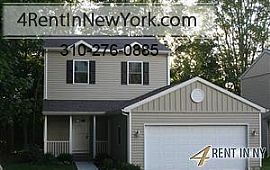 Move-In Condition, 3 Bedroom 2.50 Bath in Danbury, CT