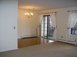 2br/ 2bth Attactive Condo - Only $2,000 - 1100 Sq. Ft in Norwalk, CT