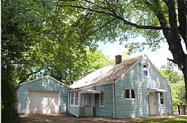 Great Condo Alternative!! Updated, Adorable, in Town Cape Style in Shelton, CT