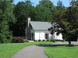 40 Honey Hill Rd # B, Wilton, Ct 06897 in Wilton, CT