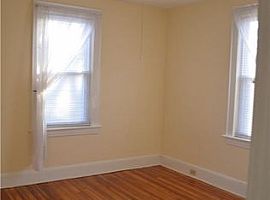 35 Harris St, Fairfield, Ct 06824 in Fairfield, CT