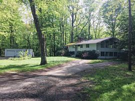 1160 Smith Ridge Rd, New Canaan, Ct 06840 in New Canaan, CT