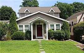 94 Ridgewood Ave, Stamford, Ct 06907 in Stamford, CT