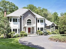 Magnificent 5 Bedroom House. 9 Spring Hill Ln E, Stamford, Ct 0 in Stamford, CT