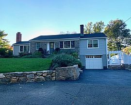 20 Park Pl, Riverside, Ct 06878 in Riverside, CT