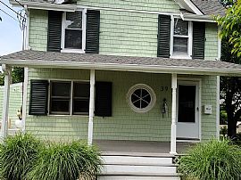 39 Neptune Ave, Norwalk, Ct 06854 in Norwalk, CT