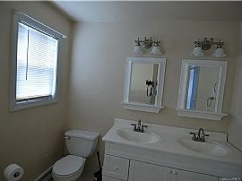 76 Klondike St, Stratford, Ct 06614 in Stratford, CT (Photo 5 of 12)