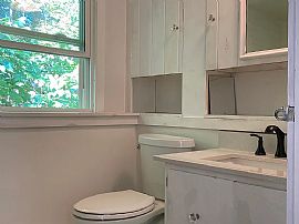 55 Saw Mill Rd, New Fairfield, Ct 06812 in New Fairfield, CT (Photo 5 of 12)