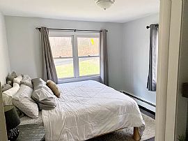 179 Coram Rd, Shelton, Ct 06484 in Shelton, CT (Photo 9 of 10)