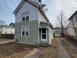 2 Curtiss Pl, West Haven, Ct 06516 in West Haven, CT