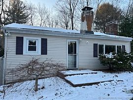 76 Chapman Rd, Marlborough, Ct 06447 in Marlborough, CT